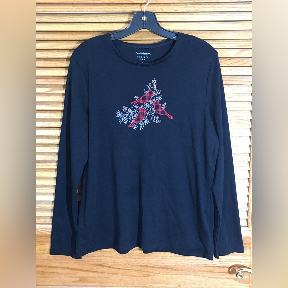Croft & Barrow Women’s Size Large Black Long Sleeve Round Neck Cardinal T-Shirt